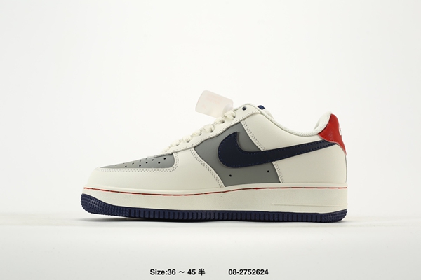 ナイキ靴側面デザイン